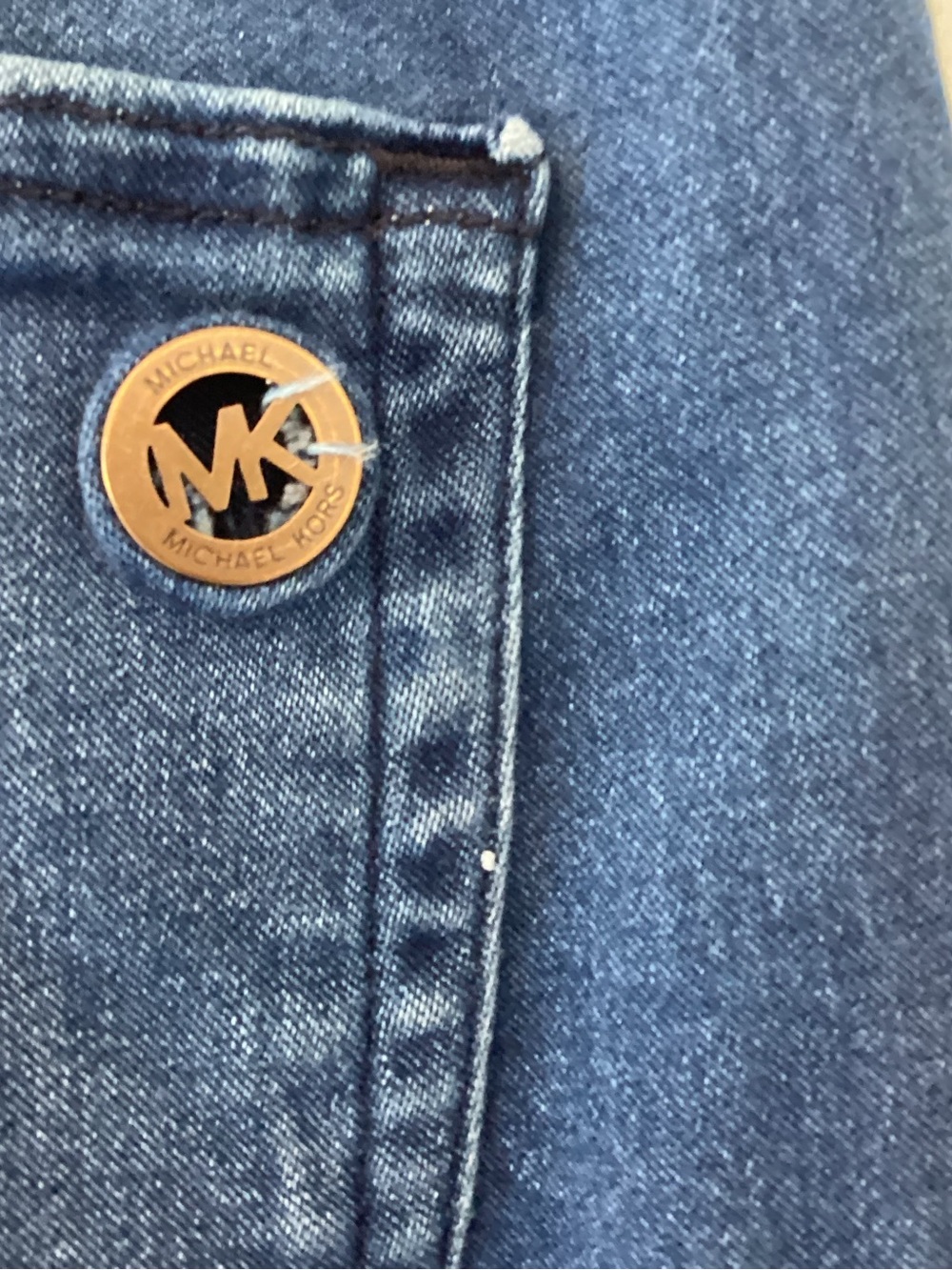 Michael Kors Women's Mid Wash Cropped Frayed Hem Jeans 10 Euc - Picture 3 of 5
